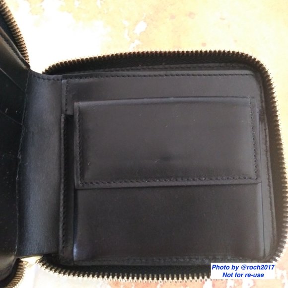 Saint Laurent  Paris Toile Monogram Compact Zip Around Wallet - Picture 4 of 12